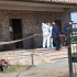 Massacra la famiglia, poi si suicida